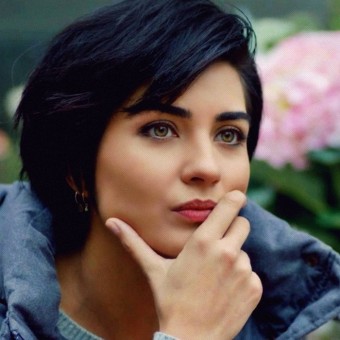 Туба Бюйюкюстюн ,Tuba Buyukustun